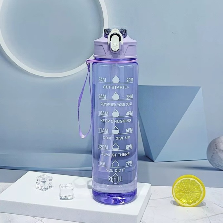 Sticlă de apă 900 ml Glasslook Violet, design modern, rezistentă și ușor de transportat, potrivită pentru utilizare zilnică