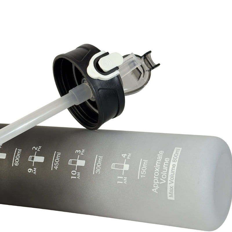 Sticlă sport 800 ml Football Real cu capac anti-scurgere și mâner pentru transport